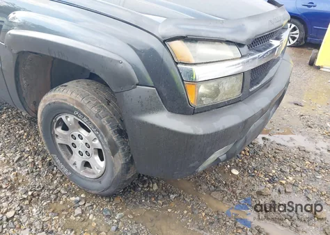 2003 Chevrolet Avalanche 1500 from USA, damaged, VIN 3GNEK13T83G153535